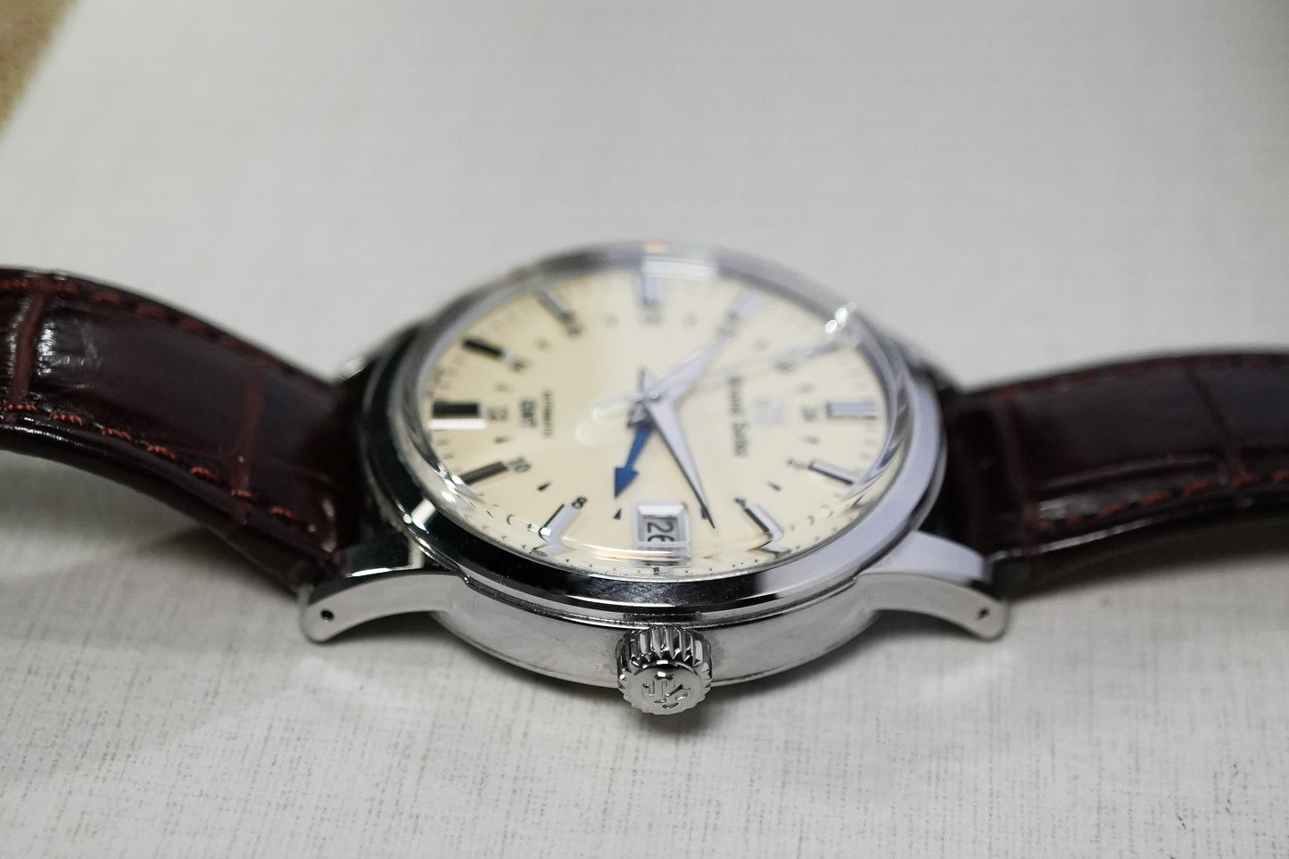 Grand Seiko Elegance Collection SBGM221 SBGM221G