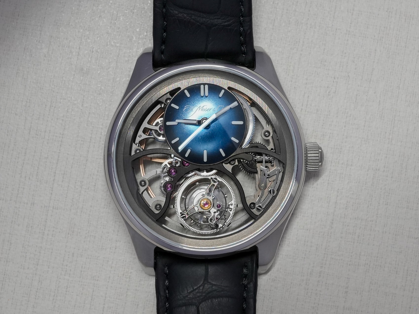 H.Moser & Cie Cylindrical Tourbillon Pioneer Moser 42mm 3811-1200