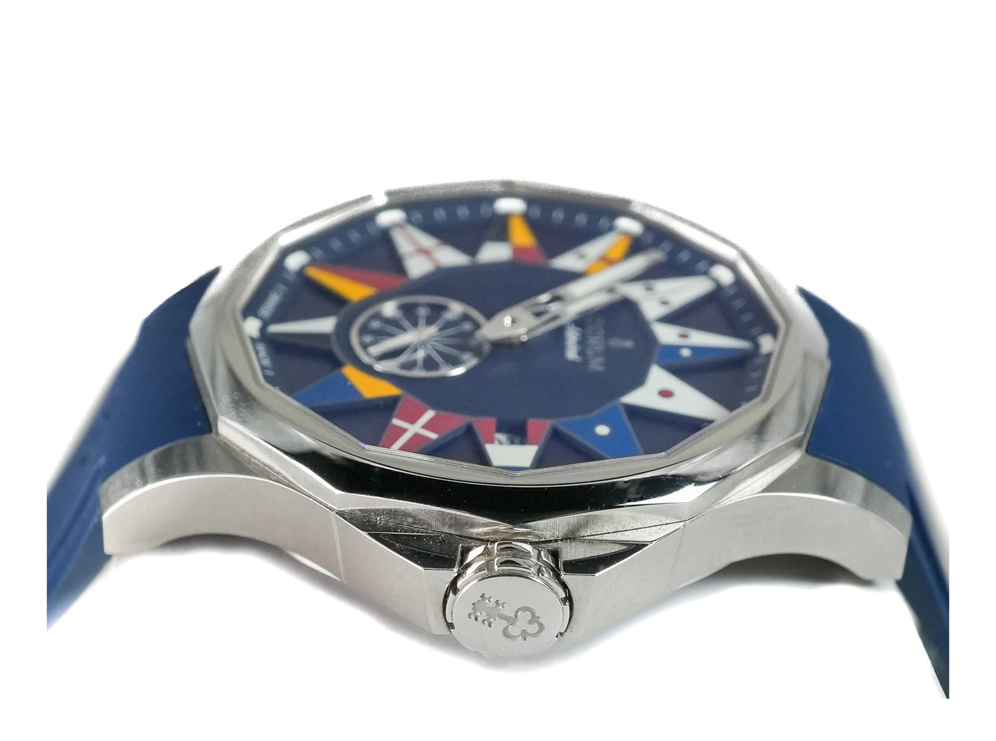 Corum Admirals Cup Legend 42mm Admiral’s 395.101.20