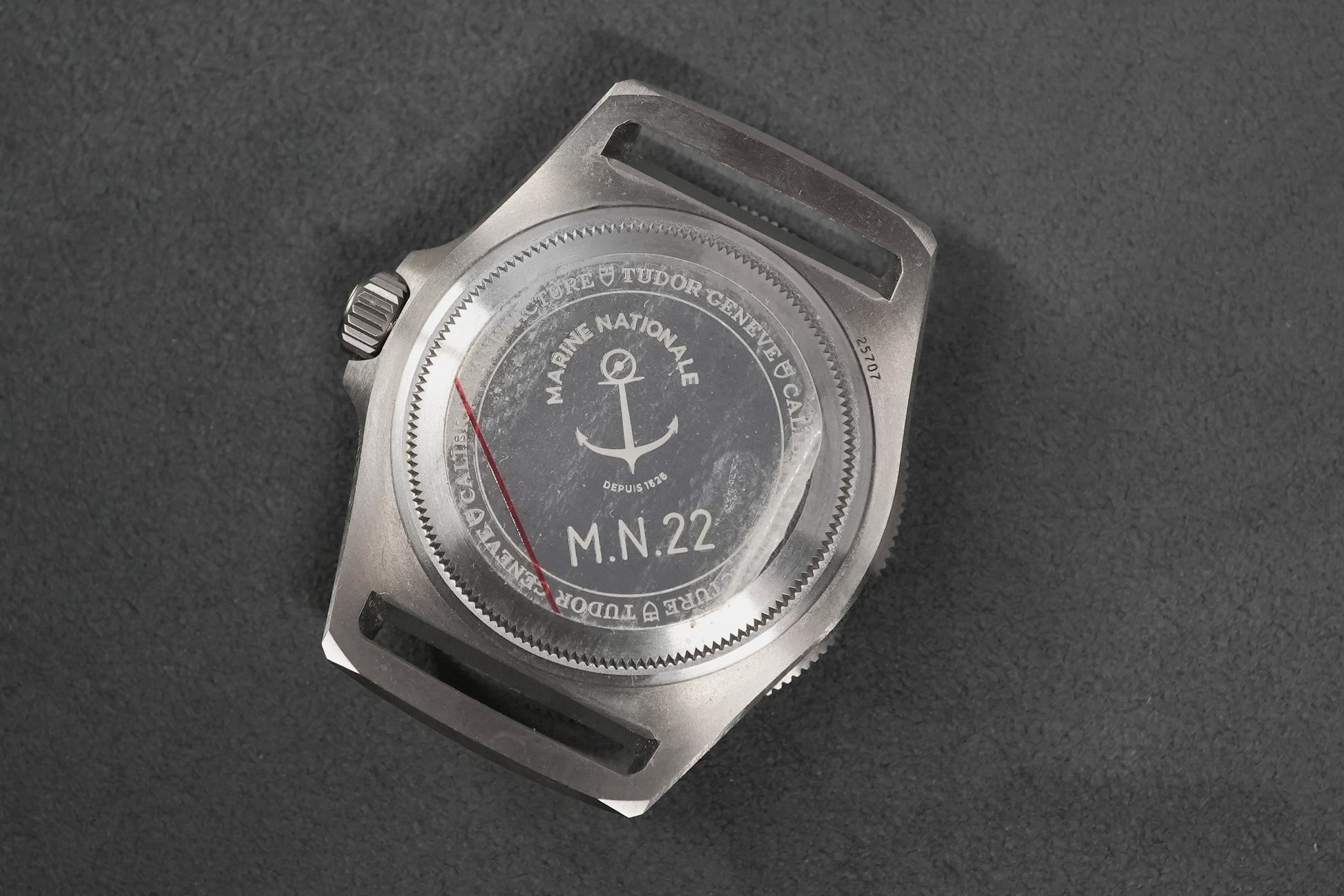 Tudor Pelagos FXD Marine Nationale Titanium Dive Divers 25707 25707B 25707B/22 - Back View