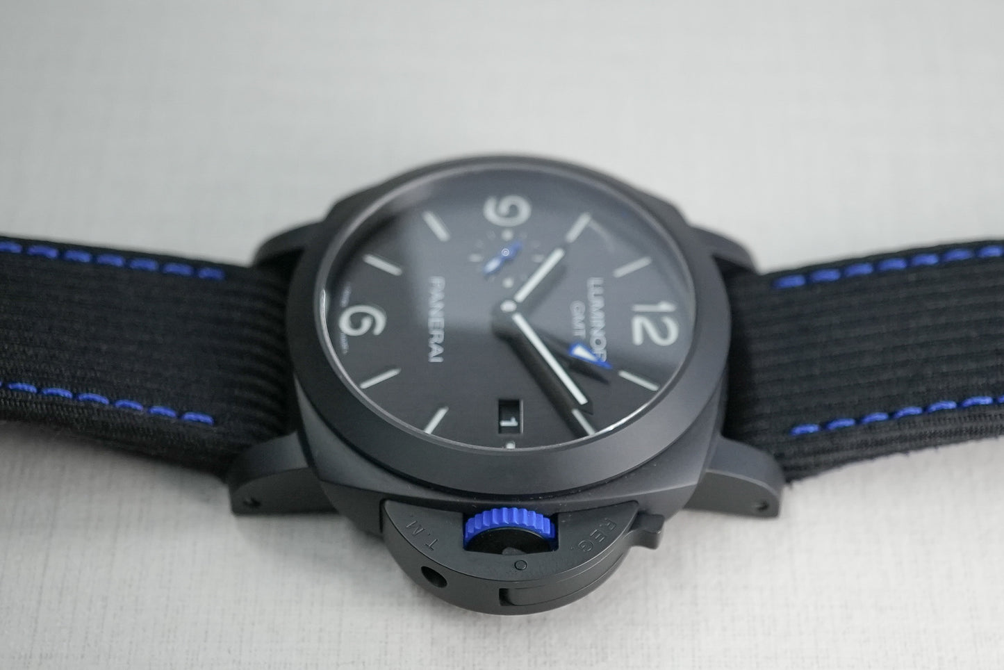 Panerai Luminor GMT Bucherer Blue Base Limited Edition 288 Pieces PAM01176 PAM1176 PAM 1176 PAM 01176