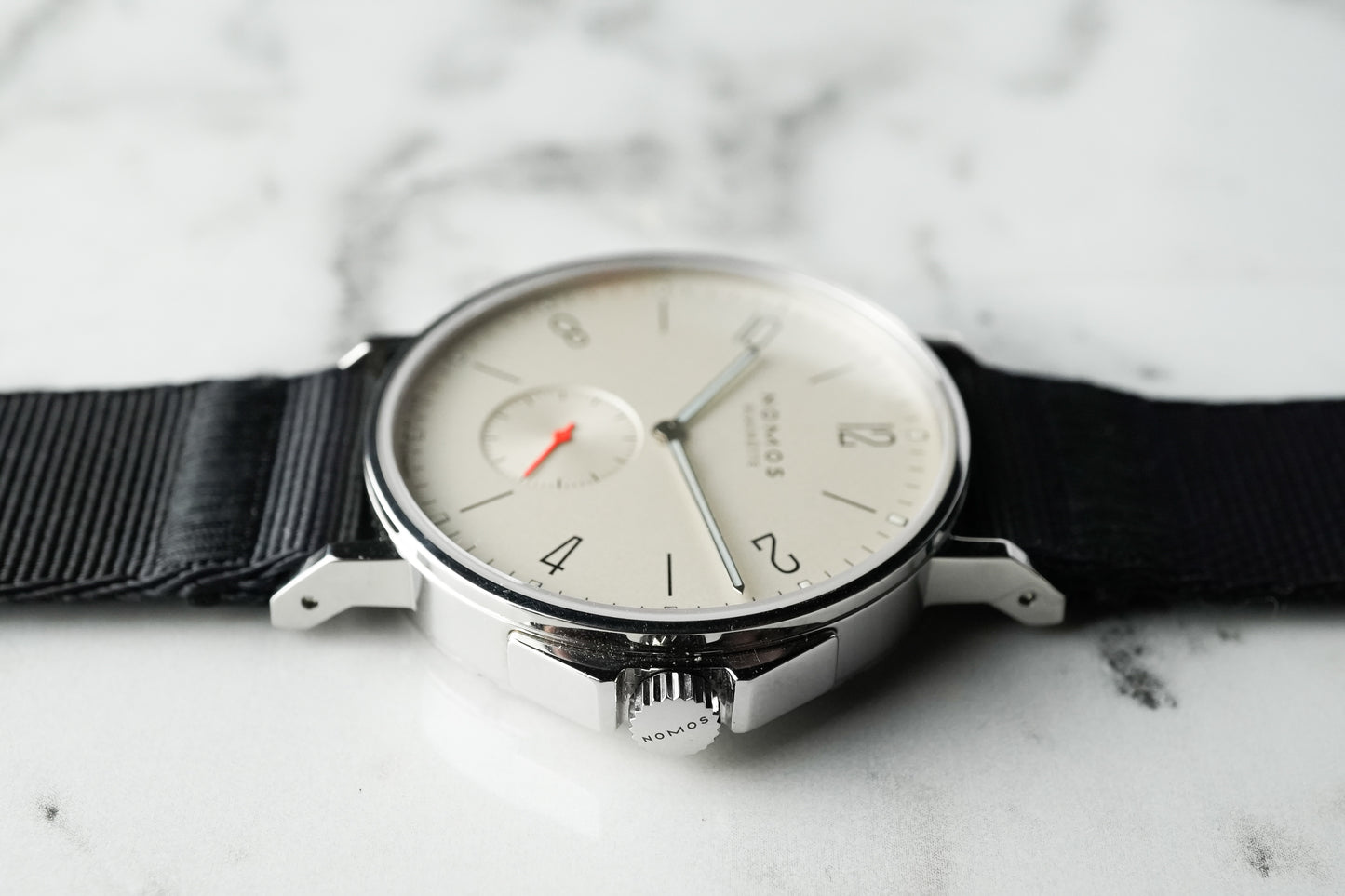 Nomos Glashutte Ahoi 555