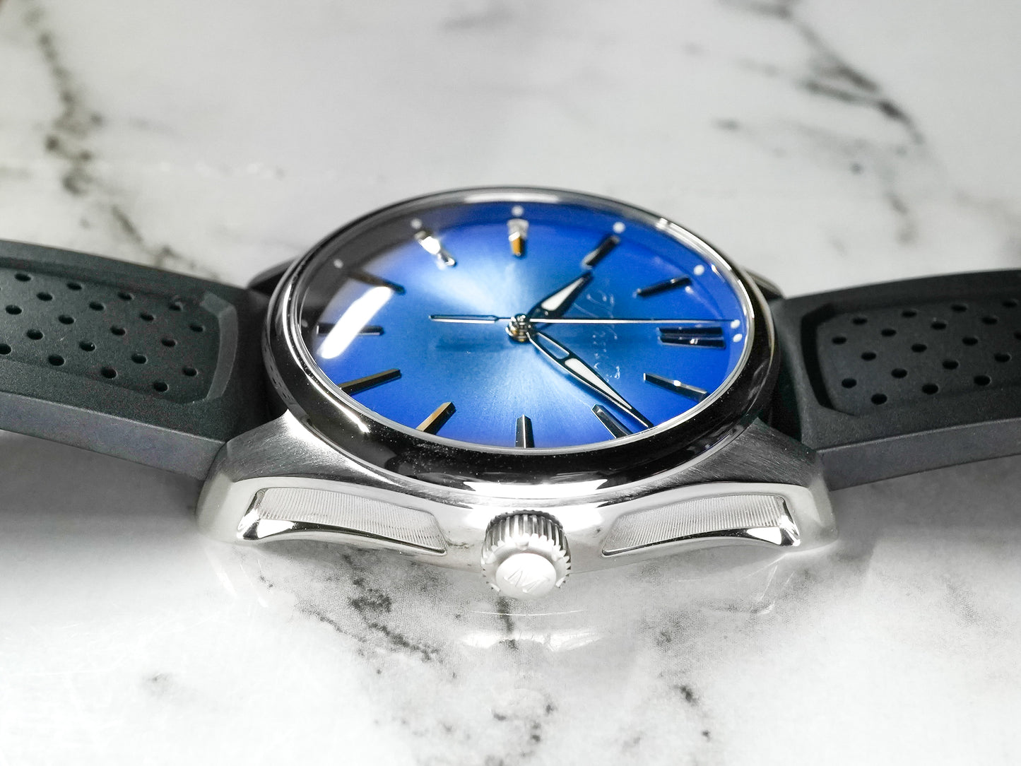 H.Moser & Cie Pioneer Centre Seconds Arctic Blue Moser 3200-1217