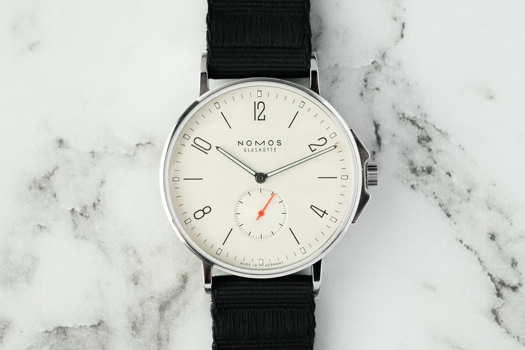 Nomos Glashutte Ahoi 555