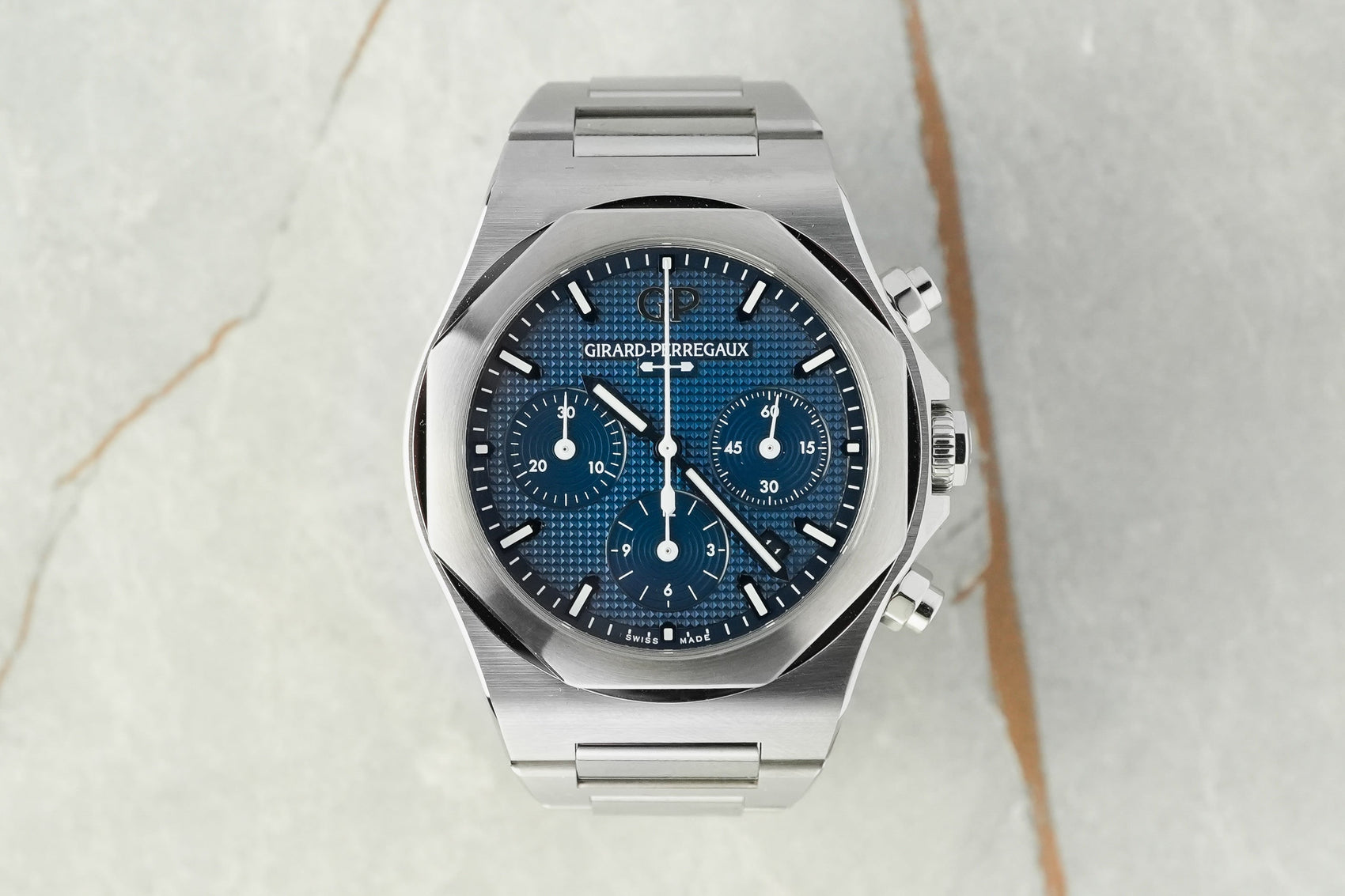 Girard Perregaux Laureato Chronograph Blue 42mm 81020 81020-11-431-11A