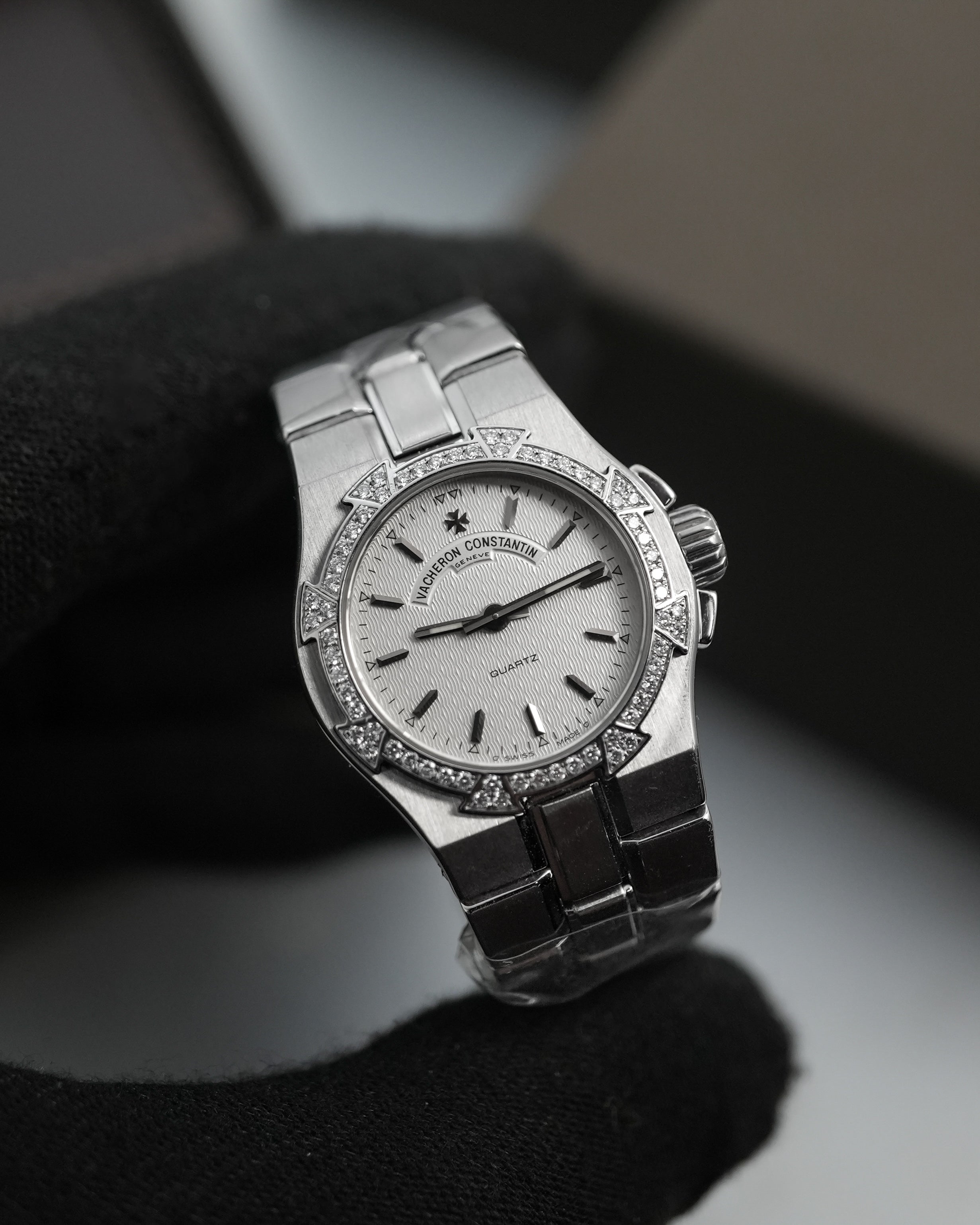 Vacheron Constantin Overseas Factory Diamond Ladies 25mm Quartz 16550