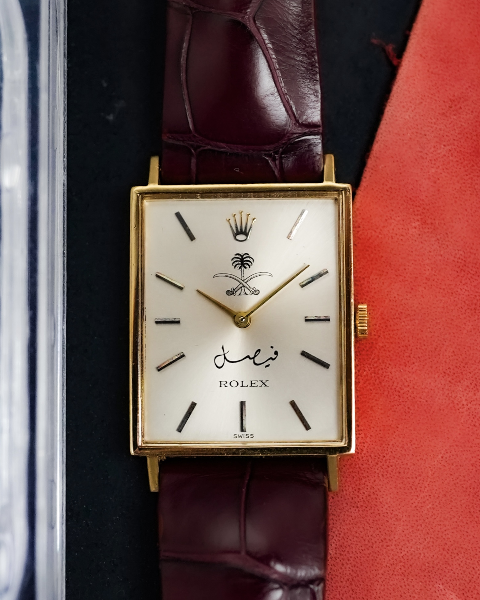 Rolex Cellini Saudi Arabia Emblem Logo in 18K Solid Yellow Gold 3999